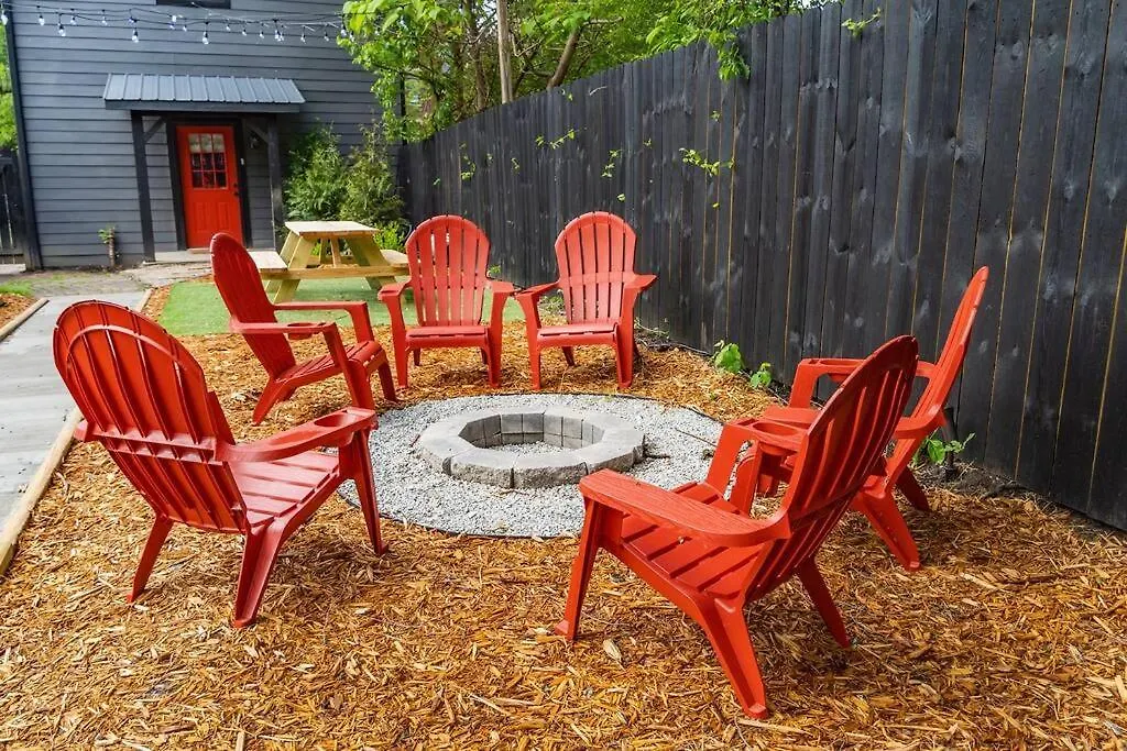 Hébergement de vacances Luxury 8 Bed/4 Ba Nulu Home Private Yard/Parking Louisville-Jefferson County États-Unis